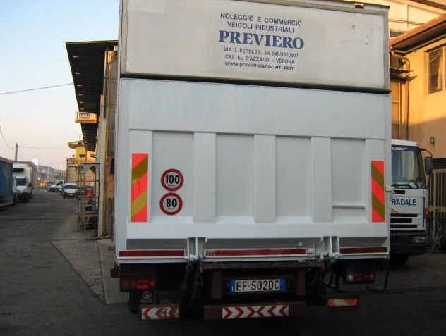 camion usato con sponda alzatrice Emilia romagna 2.jpg